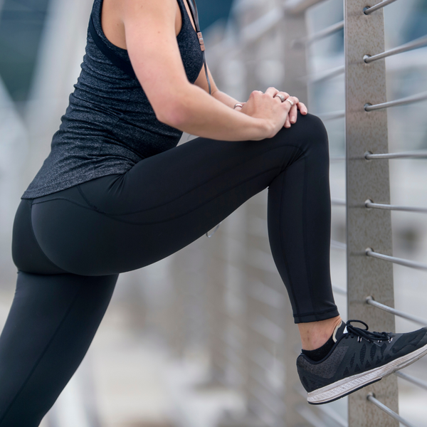 Women&#39;s Athletic Apparel
