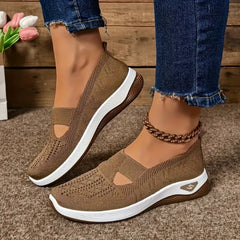 Women’s Lightweight Breathable Walking Shoes