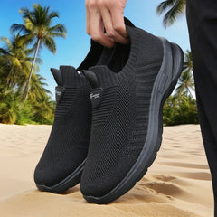 Men’s Lightweight Mesh Running Sneakers