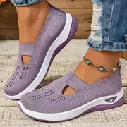 Women’s Lightweight Breathable Walking Shoes