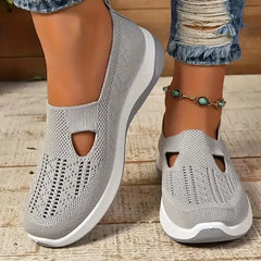 Women’s Lightweight Breathable Walking Shoes