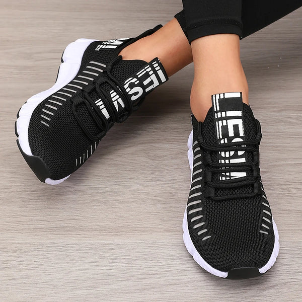 Unisex Lightweight Mesh Sports Shoes – Breathable Jogging & Casual Sneakers