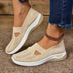 Women’s Lightweight Breathable Walking Shoes