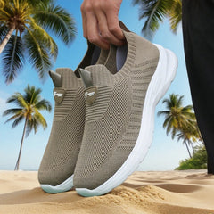 Men’s Lightweight Mesh Running Sneakers