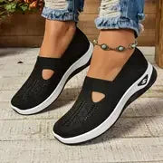 Women’s Lightweight Breathable Walking Shoes